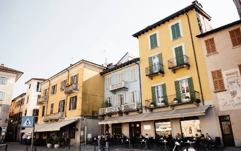 documenti turisti albergatori